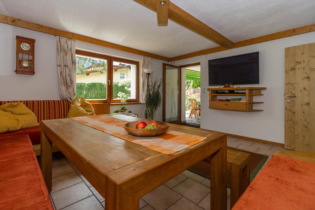 Appartement Haus Thomas à Telfs Extérieur photo
